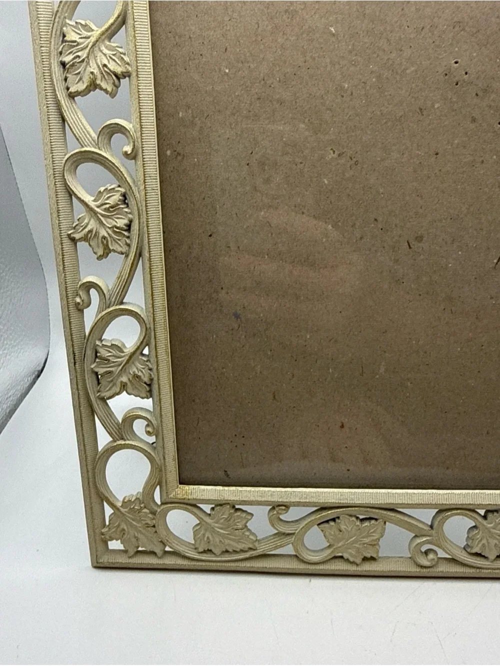 Vintage Filigree Leaf Picture Photo Frame 8x10 Cream Gold Metal Ornate